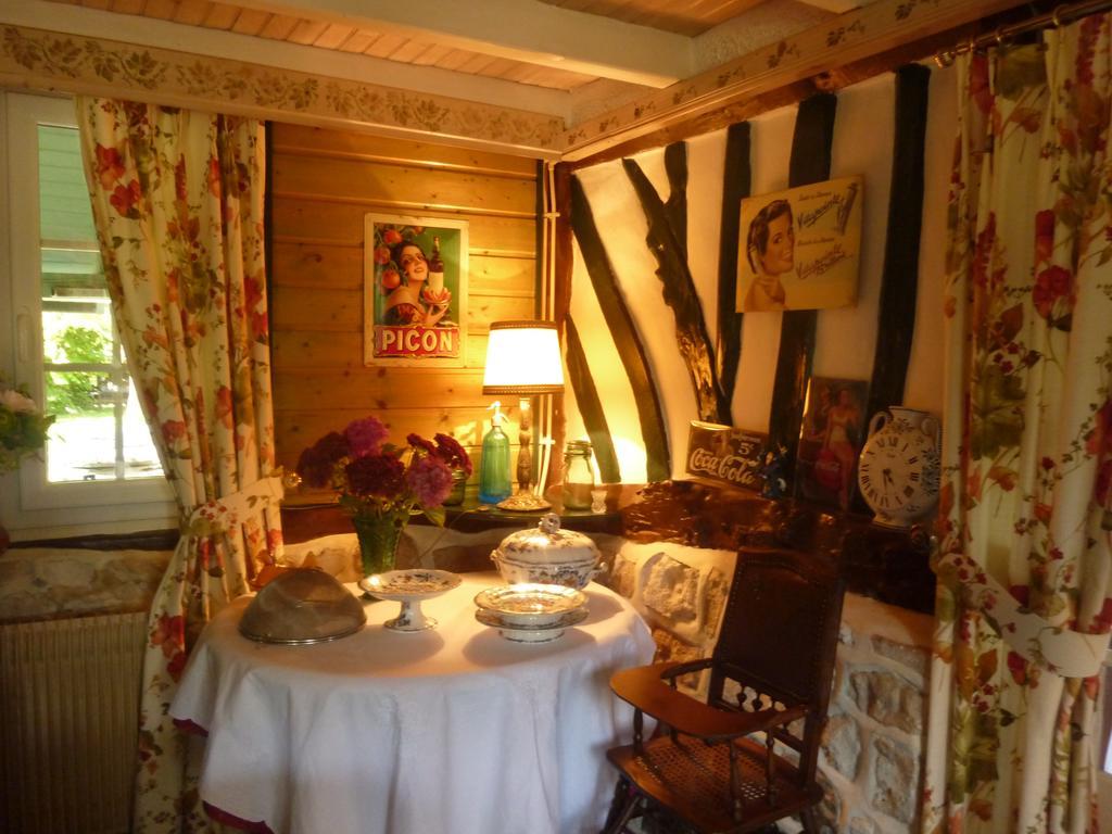 D'hotes Au Fil De L'eau Bed & Breakfast *
